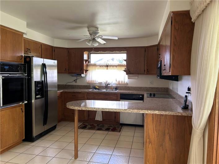545 Julia Dr, Canonsburg, PA 15317, 3 Bedrooms Bedrooms, ,2 BathroomsBathrooms,Residential,For Sale,Julia Dr,1709138