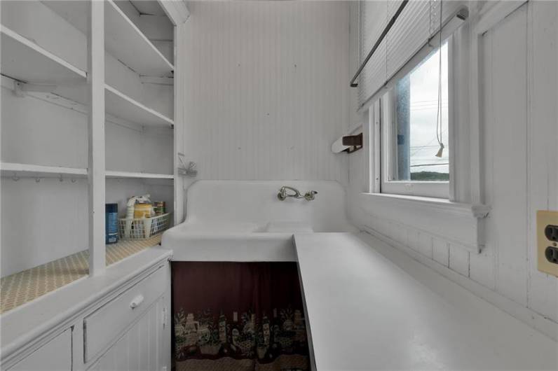 Sink area in kitchen.