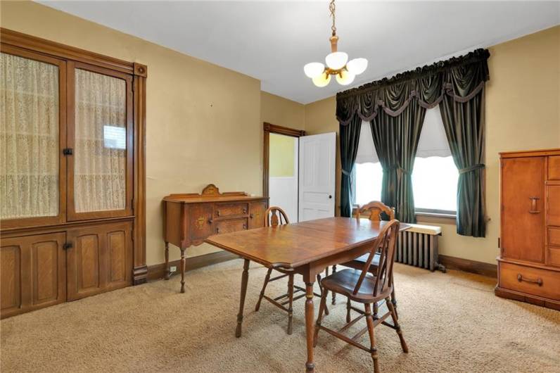 14'x12' Dining room!