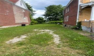 Lot 3