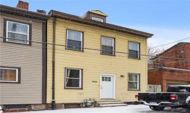 1015 Constance St, Pittsburgh, PA 15212, 2 Bedrooms Bedrooms, ,2.1 BathroomsBathrooms,Residential,For Sale,Constance St,1699484