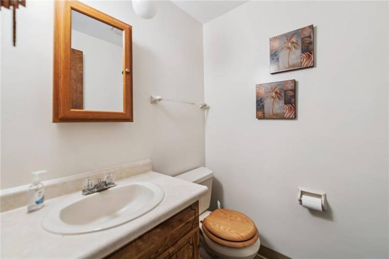 12219 ROTH DR., IRWIN, PA 15642, 5 Bedrooms Bedrooms, 13 Rooms Rooms,3.1 BathroomsBathrooms,Residential,For Sale,ROTH DR.,0,1709727