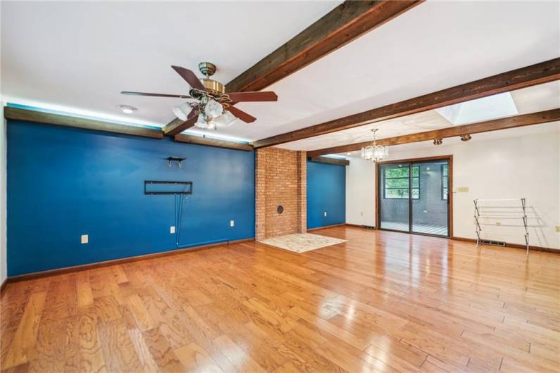 12219 ROTH DR., IRWIN, PA 15642, 5 Bedrooms Bedrooms, 13 Rooms Rooms,3.1 BathroomsBathrooms,Residential,For Sale,ROTH DR.,0,1709727