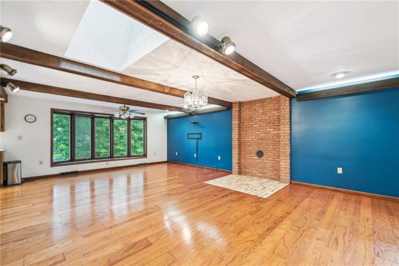 12219 ROTH DR., IRWIN, PA 15642, 5 Bedrooms Bedrooms, 13 Rooms Rooms,3.1 BathroomsBathrooms,Residential,For Sale,ROTH DR.,0,1709727
