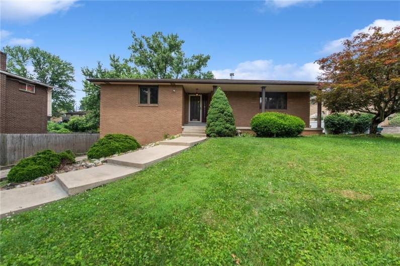 12219 ROTH DR., IRWIN, PA 15642, 5 Bedrooms Bedrooms, 13 Rooms Rooms,3.1 BathroomsBathrooms,Residential,For Sale,ROTH DR.,0,1709727