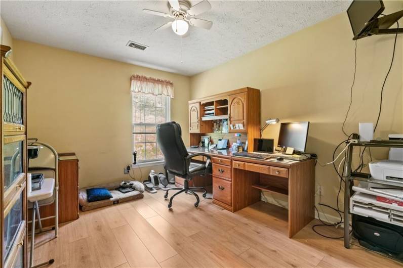 348 Treetop Dr, Canonsburg, PA 15317, 3 Bedrooms Bedrooms, 9 Rooms Rooms,2.1 BathroomsBathrooms,Residential,For Sale,Treetop Dr,0,1709747
