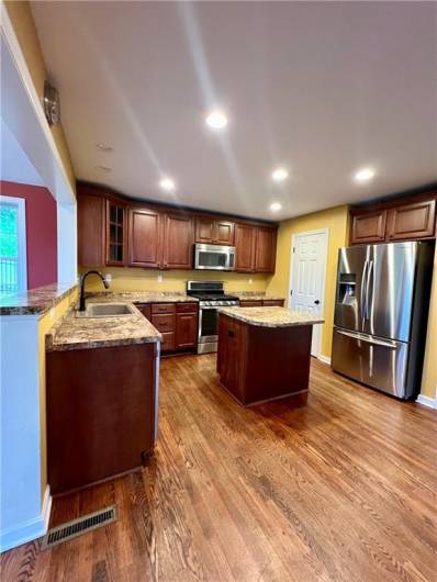 4019 Winterberry Ct, Canonsburg, PA 15317, 4 Bedrooms Bedrooms, ,2.2 BathroomsBathrooms,Residential,For Sale,Winterberry Ct,1709820