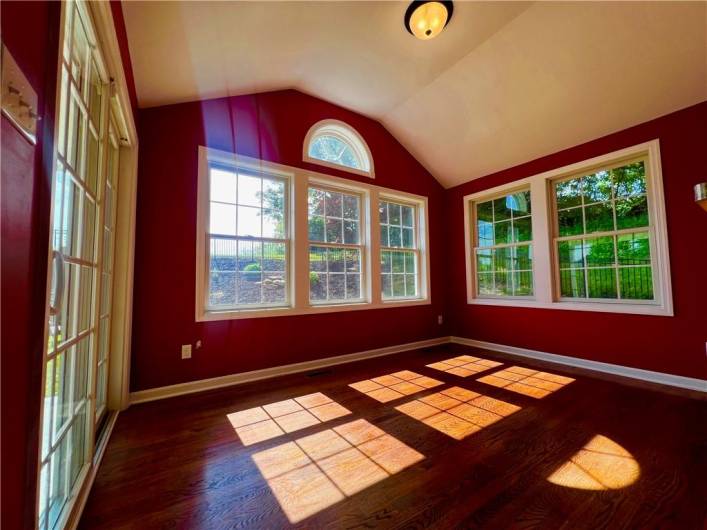 4019 Winterberry Ct, Canonsburg, PA 15317, 4 Bedrooms Bedrooms, ,2.2 BathroomsBathrooms,Residential,For Sale,Winterberry Ct,1709820