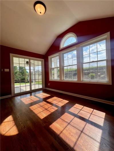 4019 Winterberry Ct, Canonsburg, PA 15317, 4 Bedrooms Bedrooms, ,2.2 BathroomsBathrooms,Residential,For Sale,Winterberry Ct,1709820