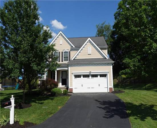 ContingentResidential 4019 Winterberry Ct, Canonsburg, PA 15317, 4 Bedrooms Bedrooms, ,2.2 BathroomsBathrooms,Residential,For Sale,Winterberry Ct,1709820