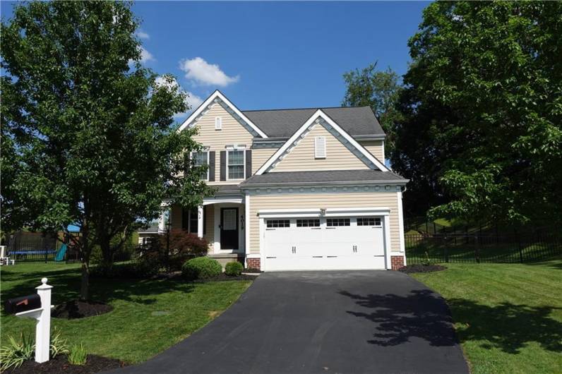 4019 Winterberry Ct, Canonsburg, PA 15317, 4 Bedrooms Bedrooms, ,2.2 BathroomsBathrooms,Residential,For Sale,Winterberry Ct,1709820