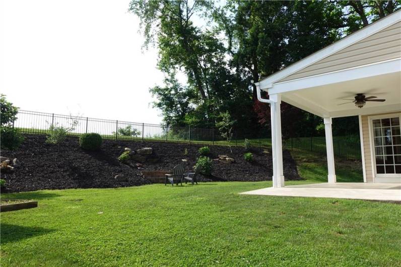 4019 Winterberry Ct, Canonsburg, PA 15317, 4 Bedrooms Bedrooms, ,2.2 BathroomsBathrooms,Residential,For Sale,Winterberry Ct,1709820
