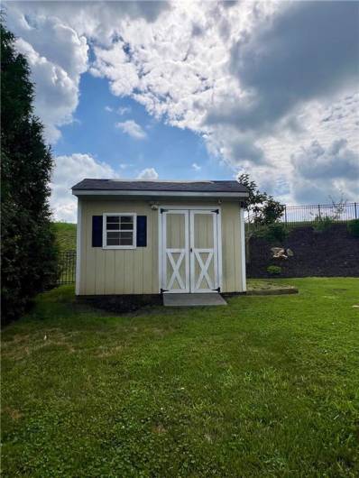 4019 Winterberry Ct, Canonsburg, PA 15317, 4 Bedrooms Bedrooms, ,2.2 BathroomsBathrooms,Residential,For Sale,Winterberry Ct,1709820