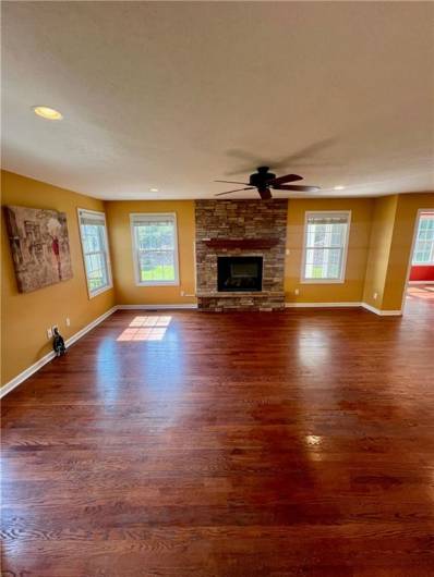4019 Winterberry Ct, Canonsburg, PA 15317, 4 Bedrooms Bedrooms, ,2.2 BathroomsBathrooms,Residential,For Sale,Winterberry Ct,1709820