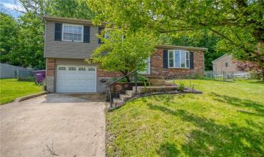 Welcome to 318 Tionesta Drive in Plum Borough!