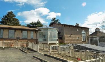 440 CENTER AVE., New Stanton, PA 15672, ,Commercial-industrial-business,For Sale,CENTER AVE.,1709579