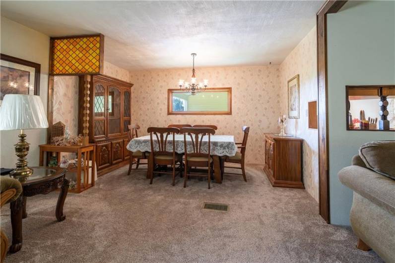 5731 Interboro, Pittsburgh, PA 15207, 3 Bedrooms Bedrooms, 9 Rooms Rooms,2.1 BathroomsBathrooms,Residential,For Sale,Interboro,0,1709717