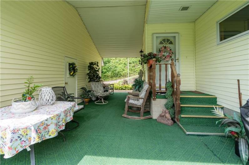 5731 Interboro, Pittsburgh, PA 15207, 3 Bedrooms Bedrooms, 9 Rooms Rooms,2.1 BathroomsBathrooms,Residential,For Sale,Interboro,0,1709717