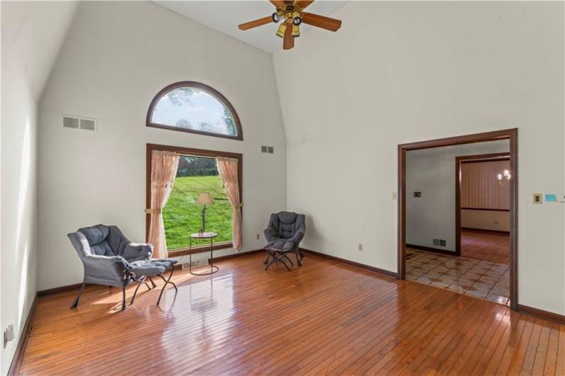 110 Tanglewood Dr, Peters Twp, PA 15317, 5 Bedrooms Bedrooms, 13 Rooms Rooms,2.2 BathroomsBathrooms,Residential,For Sale,Tanglewood Dr,1709868