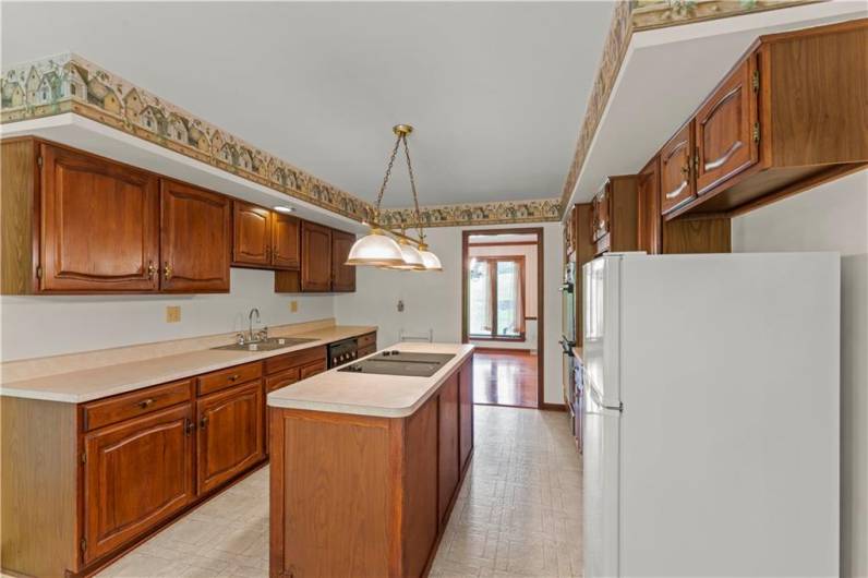 110 Tanglewood Dr, Peters Twp, PA 15317, 5 Bedrooms Bedrooms, 13 Rooms Rooms,2.2 BathroomsBathrooms,Residential,For Sale,Tanglewood Dr,1709868