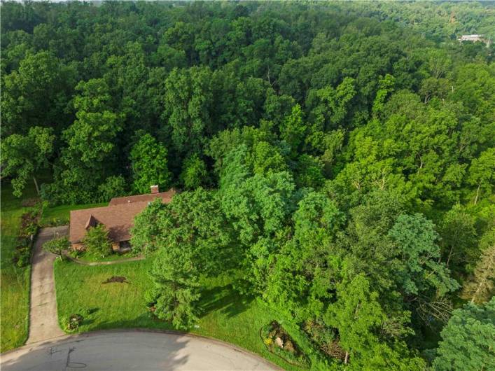 110 Tanglewood Dr, Peters Twp, PA 15317, 5 Bedrooms Bedrooms, 13 Rooms Rooms,2.2 BathroomsBathrooms,Residential,For Sale,Tanglewood Dr,1709868