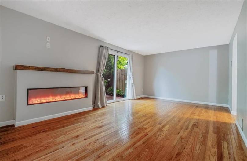 226 Glen Spring Cir, Canonsburg, PA 15317, 2 Bedrooms Bedrooms, 8 Rooms Rooms,1.1 BathroomsBathrooms,Residential,For Sale,Glen Spring Cir,1709930