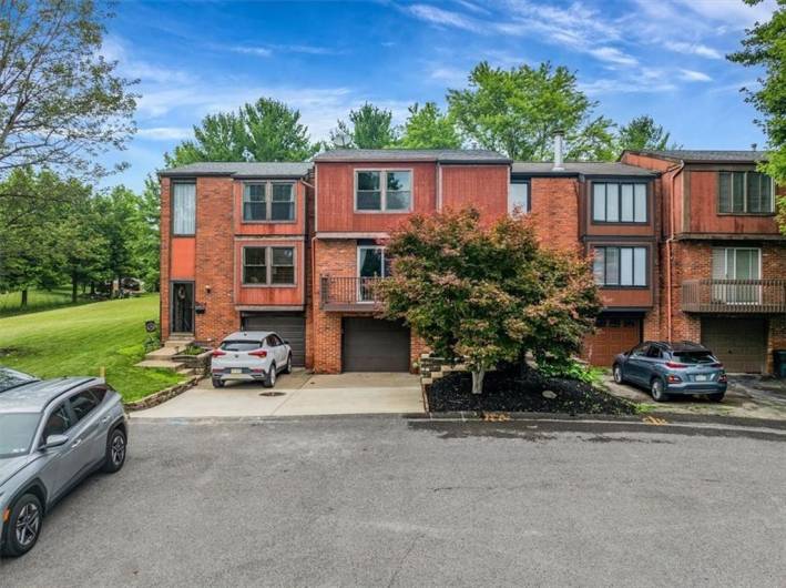 226 Glen Spring Cir, Canonsburg, PA 15317, 2 Bedrooms Bedrooms, 8 Rooms Rooms,1.1 BathroomsBathrooms,Residential,For Sale,Glen Spring Cir,1709930