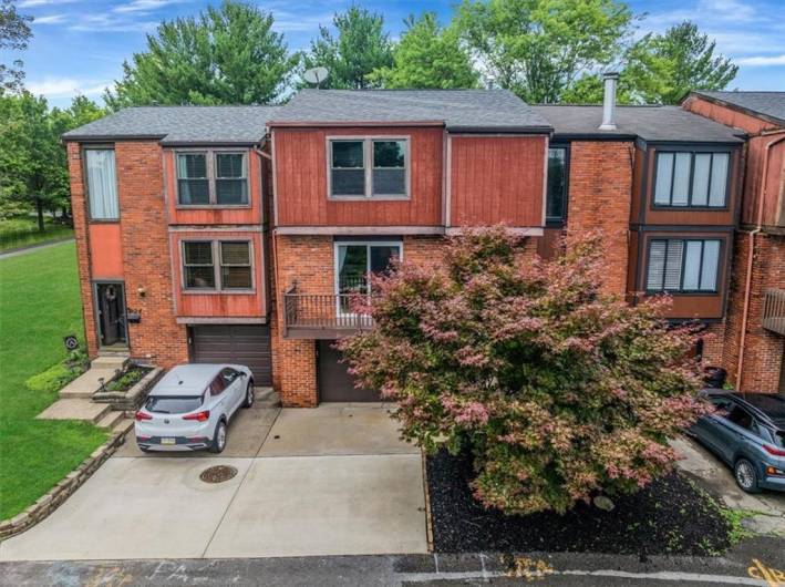226 Glen Spring Cir, Canonsburg, PA 15317, 2 Bedrooms Bedrooms, 8 Rooms Rooms,1.1 BathroomsBathrooms,Residential,For Sale,Glen Spring Cir,1709930