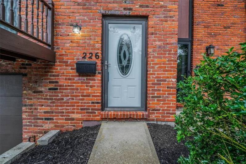 226 Glen Spring Cir, Canonsburg, PA 15317, 2 Bedrooms Bedrooms, 8 Rooms Rooms,1.1 BathroomsBathrooms,Residential,For Sale,Glen Spring Cir,1709930