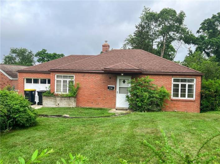 5768 Smith Dr., Bethel Park, PA 15102, 2 Bedrooms Bedrooms, 5 Rooms Rooms,1 BathroomBathrooms,Residential,For Sale,Smith Dr.,1710136