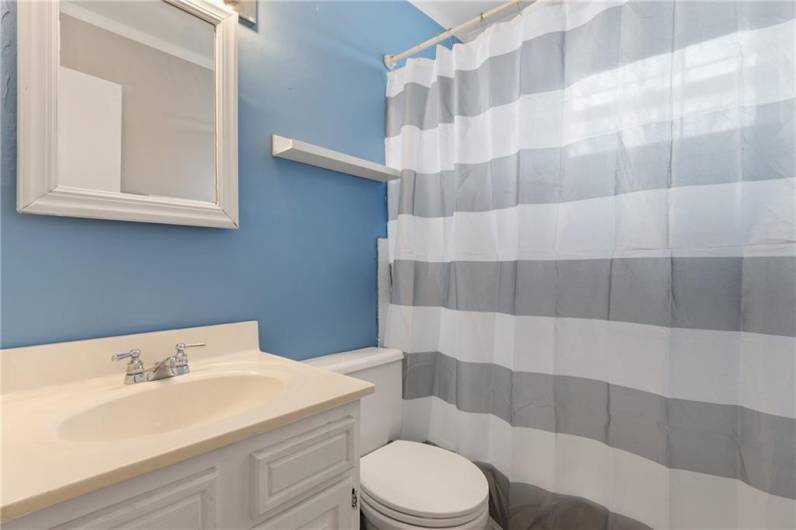 5900 Babcock Blvd, Pittsburgh, PA 15237, 2 Bedrooms Bedrooms, ,1 BathroomBathrooms,Residential,For Sale,Babcock Blvd,0,1709775