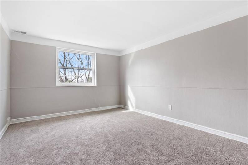 5900 Babcock Blvd, Pittsburgh, PA 15237, 2 Bedrooms Bedrooms, ,1 BathroomBathrooms,Residential,For Sale,Babcock Blvd,0,1709775