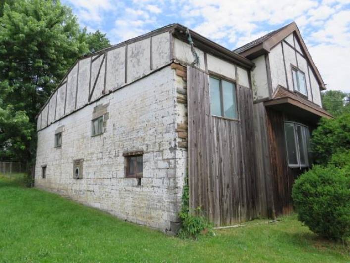 2888 Cherry St, Bethel Park, PA 15102, 3 Bedrooms Bedrooms, ,3.2 BathroomsBathrooms,Residential,For Sale,Cherry St,1694316