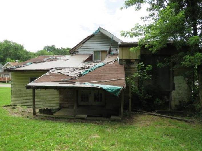 2888 Cherry St, Bethel Park, PA 15102, 3 Bedrooms Bedrooms, ,3.2 BathroomsBathrooms,Residential,For Sale,Cherry St,1694316