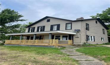 223 Falls St, New Castle, PA 16101, 1 Bedroom Bedrooms, ,1 BathroomBathrooms,Lease,For Sale,Falls St,1710299