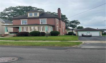 327 State St, Grove City, PA 16127, 4 Bedrooms Bedrooms, 10 Rooms Rooms,2.1 BathroomsBathrooms,Residential,For Sale,State St,1710417
