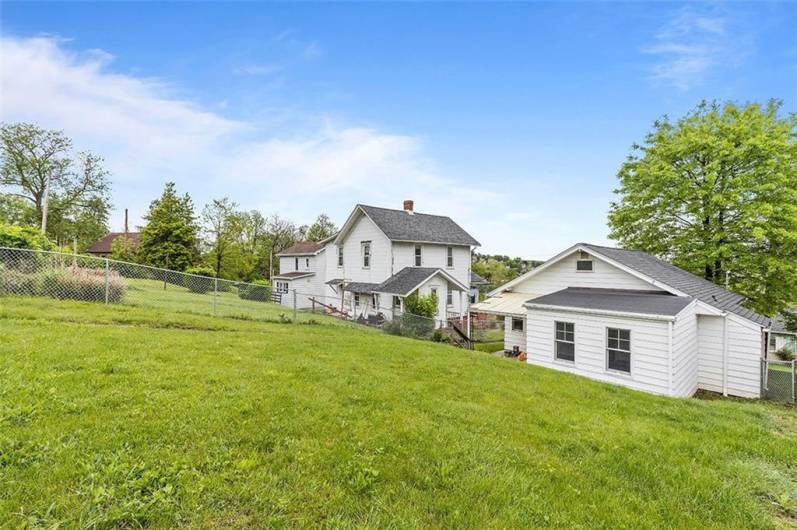 447 Highfield, Canonsburg, PA 15317, 2 Bedrooms Bedrooms, 6 Rooms Rooms,1 BathroomBathrooms,Residential,For Sale,Highfield,1710484