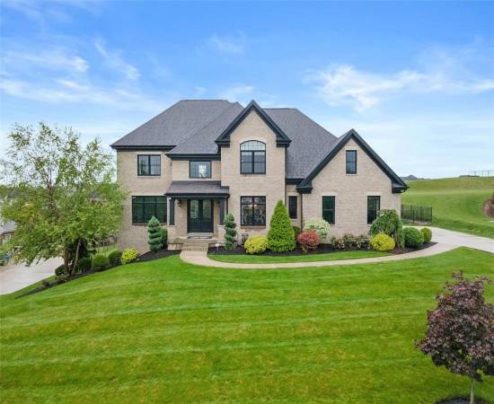 ActiveResidential 197 Wellington, Canonsburg, PA 15317, 4 Bedrooms Bedrooms, 12 Rooms Rooms,3.2 BathroomsBathrooms,Residential,For Sale,Wellington,1710524