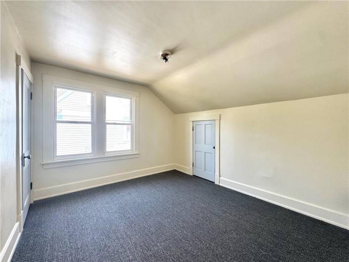 326 Waugh Ave., New Wilmington, PA 16142, 2 Bedrooms Bedrooms, 5 Rooms Rooms,1 BathroomBathrooms,Residential,For Sale,Waugh Ave.,0,1710658