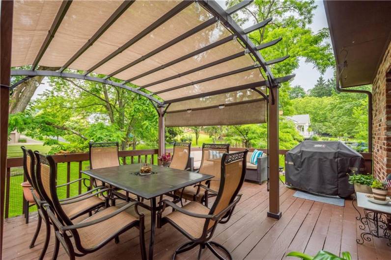 Your summer outdoor escape! Grilling, parties with friends and family, and relaxation on the 14x20 wood deck!