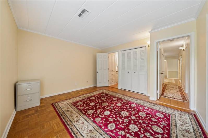 53 Highland Rd, Bethel Park, PA 15102, 3 Bedrooms Bedrooms, 10 Rooms Rooms,3 BathroomsBathrooms,Residential,For Sale,Highland Rd,1710436