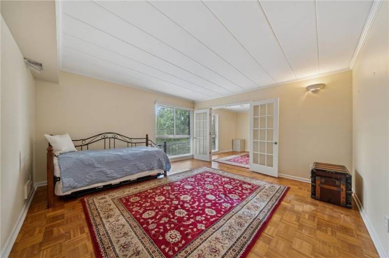 53 Highland Rd, Bethel Park, PA 15102, 3 Bedrooms Bedrooms, 10 Rooms Rooms,3 BathroomsBathrooms,Residential,For Sale,Highland Rd,1710436