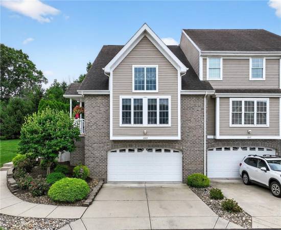 ActiveResidential 1049 Waterford Ct E, Canonsburg, PA 15317, 3 Bedrooms Bedrooms, 9 Rooms Rooms,2.1 BathroomsBathrooms,Residential,For Sale,Waterford Ct E,1710802
