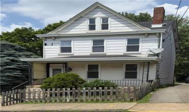 313 Anthony St, Pittsburgh, PA 15210, 2 Bedrooms Bedrooms, ,1 BathroomBathrooms,Lease,For Sale,Anthony St,1711042