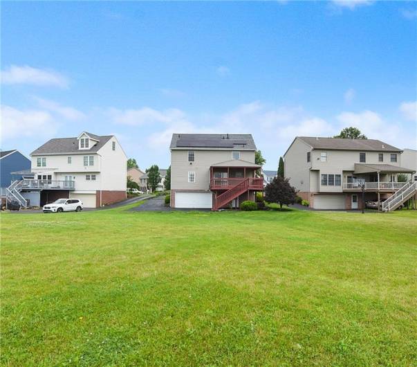 538 Bluegrass Dr, Canonsburg, PA 15317, 4 Bedrooms Bedrooms, 10 Rooms Rooms,2.1 BathroomsBathrooms,Residential,For Sale,Bluegrass Dr,1711126