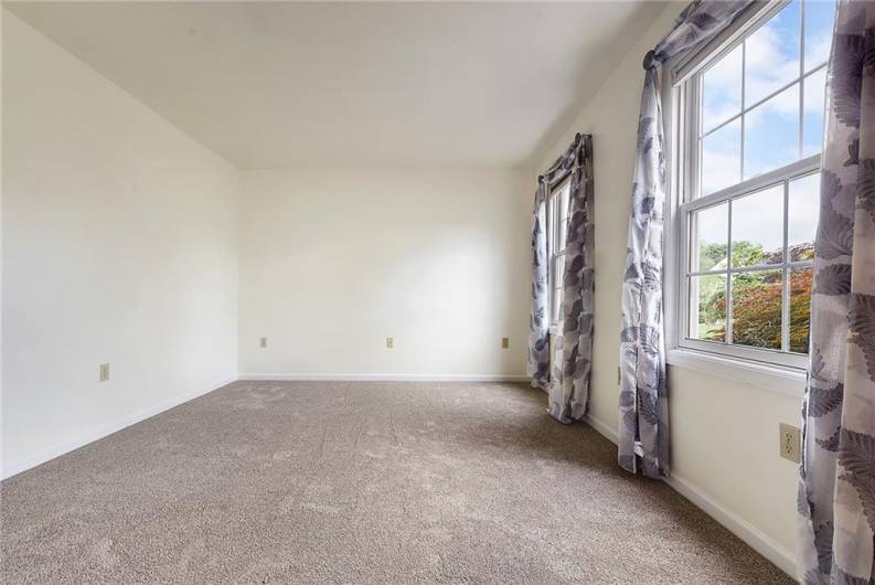 538 Bluegrass Dr, Canonsburg, PA 15317, 4 Bedrooms Bedrooms, 10 Rooms Rooms,2.1 BathroomsBathrooms,Residential,For Sale,Bluegrass Dr,1711126