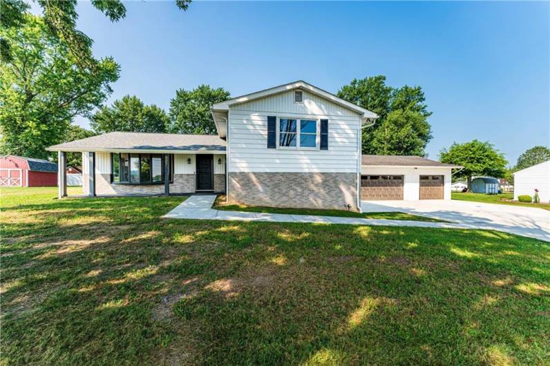527 South Market Street, 15320, PA 15320, 3 Bedrooms Bedrooms, ,2.2 BathroomsBathrooms,Residential,For Sale,South Market Street,0,1711177