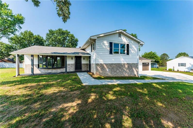 527 South Market Street, 15320, PA 15320, 3 Bedrooms Bedrooms, ,2.2 BathroomsBathrooms,Residential,For Sale,South Market Street,0,1711177