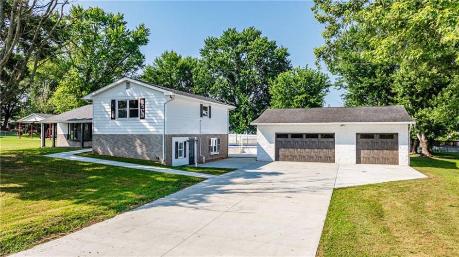 527 South Market Street, 15320, PA 15320, 3 Bedrooms Bedrooms, ,2.2 BathroomsBathrooms,Residential,For Sale,South Market Street,0,1711177