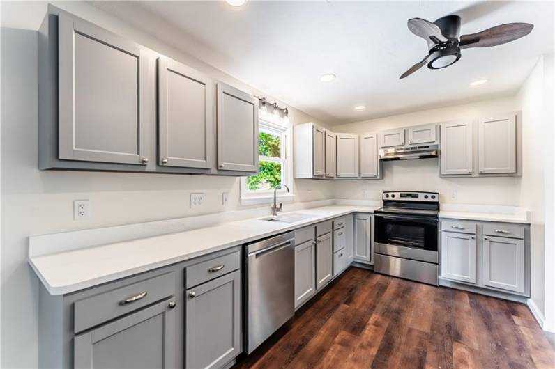 527 South Market Street, 15320, PA 15320, 3 Bedrooms Bedrooms, ,2.2 BathroomsBathrooms,Residential,For Sale,South Market Street,0,1711177